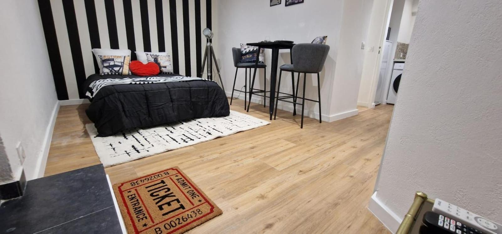 Appartamento Cine Chic Sous La Promenade *